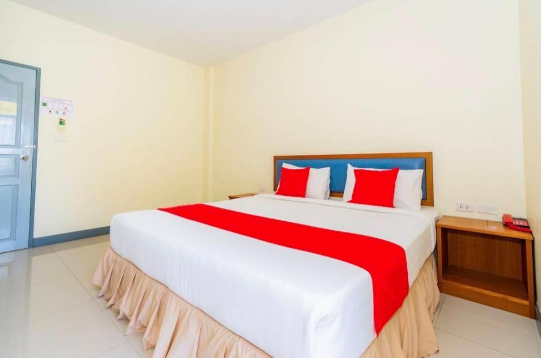 Baan Poemsuk Huahin Hotel Kültér fotó